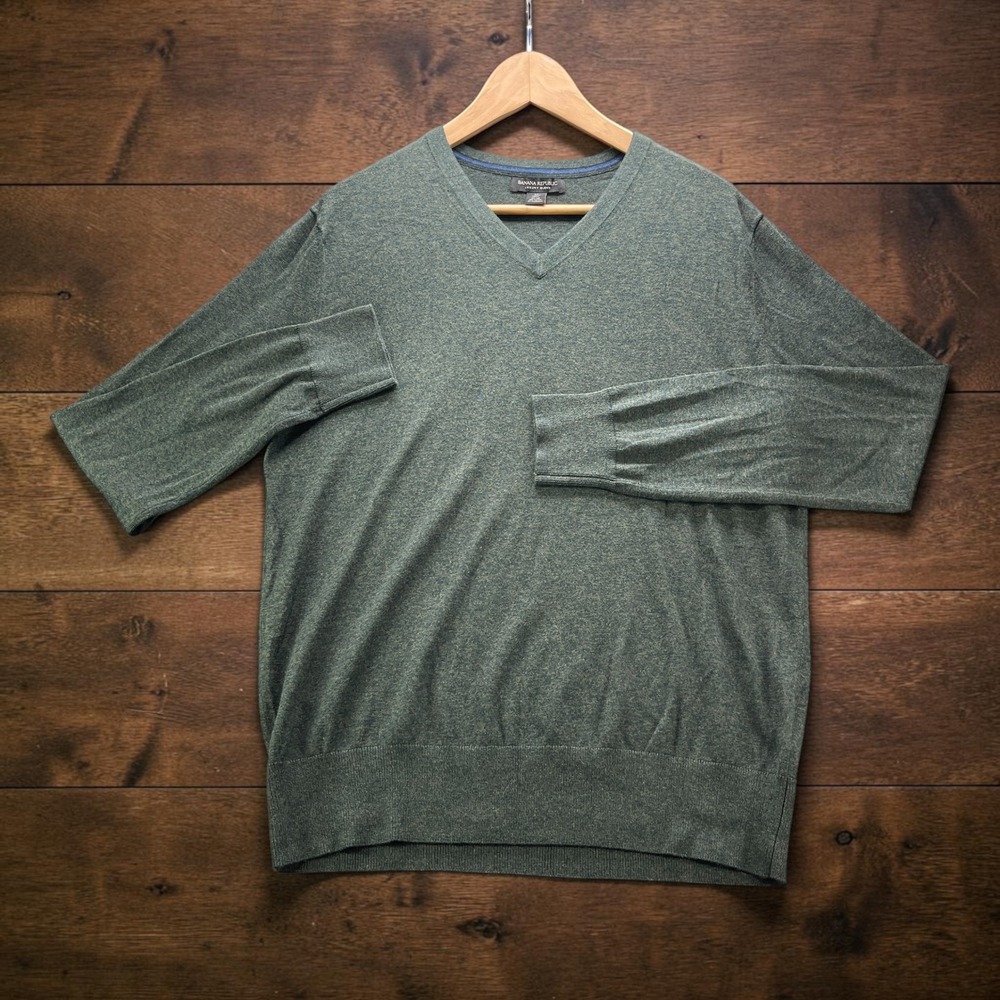NEW Banana Republic Luxury Blend Silk Cotton Cashmere V-Neck Sweater Green Men M